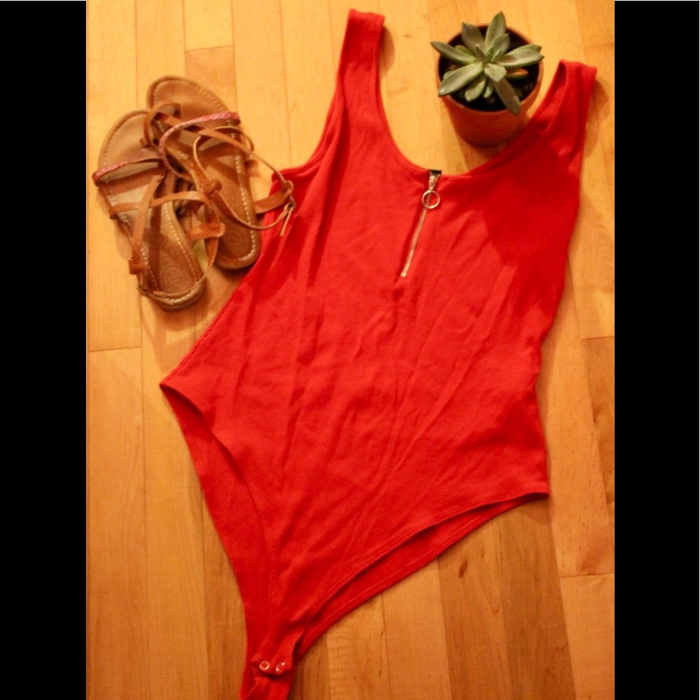 ✨3 FOR 25$✨ Forever 21 Bodysuit !